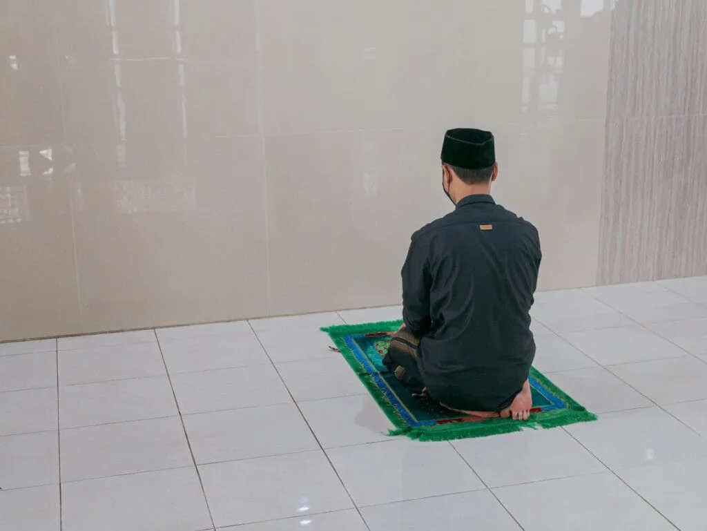 keutamaan sholat hajat - Bacaan Sholat Hajat dan Doa Setelahnya