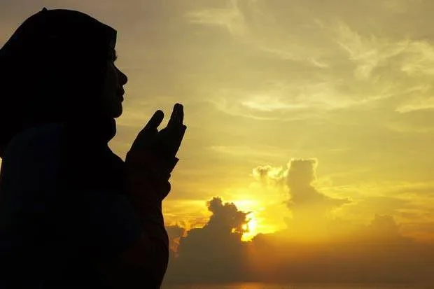 Tawakal Kepada Allah dalam Menghadapi Sakit dan Pengobatan