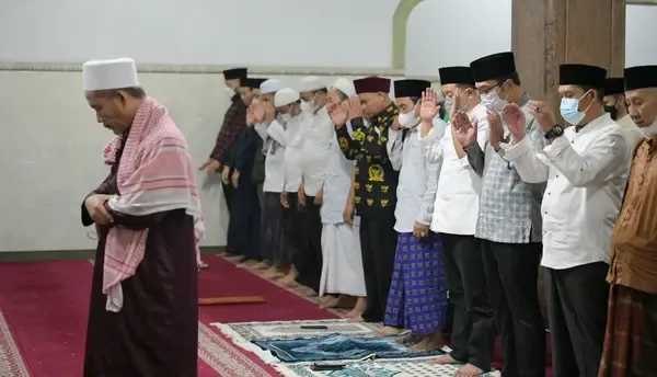 bacaan tasyahud awal