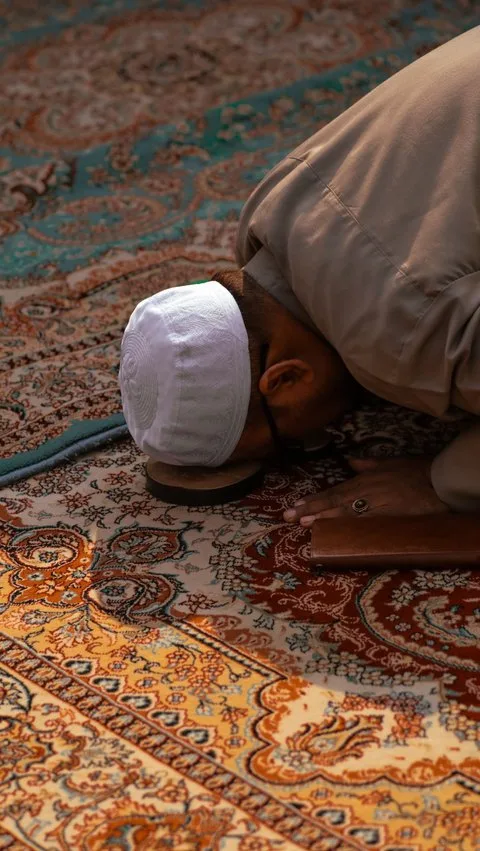 niat qodho isya: Panduan Lafal Niat Qodho Sholat Ashar di Waktu Isya